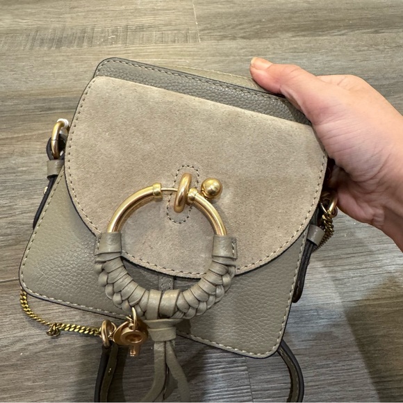 See By Chloe Joan Mini Camera Crossbody Bag Motty Grey - Picture 4 of 15